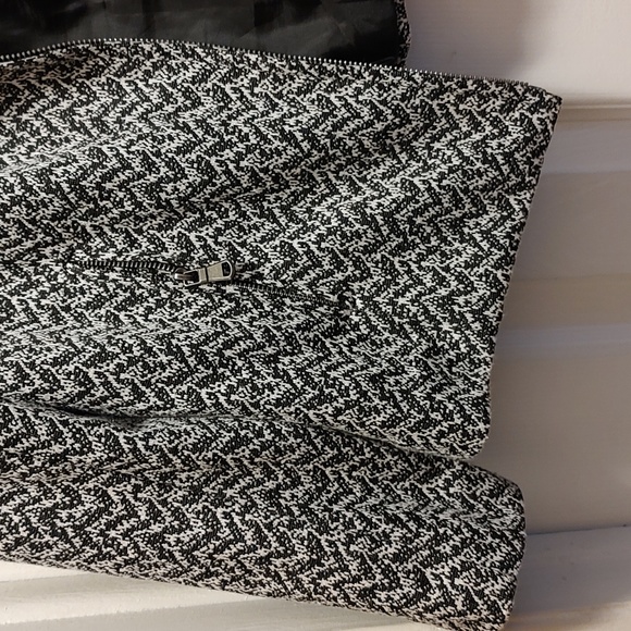 Jacket - Picture 2 of 4